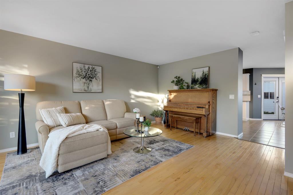 Picture for 258 Coville Crescent NE