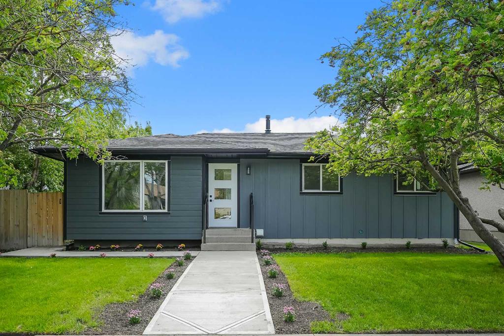Picture for 419 Acadia Drive SE