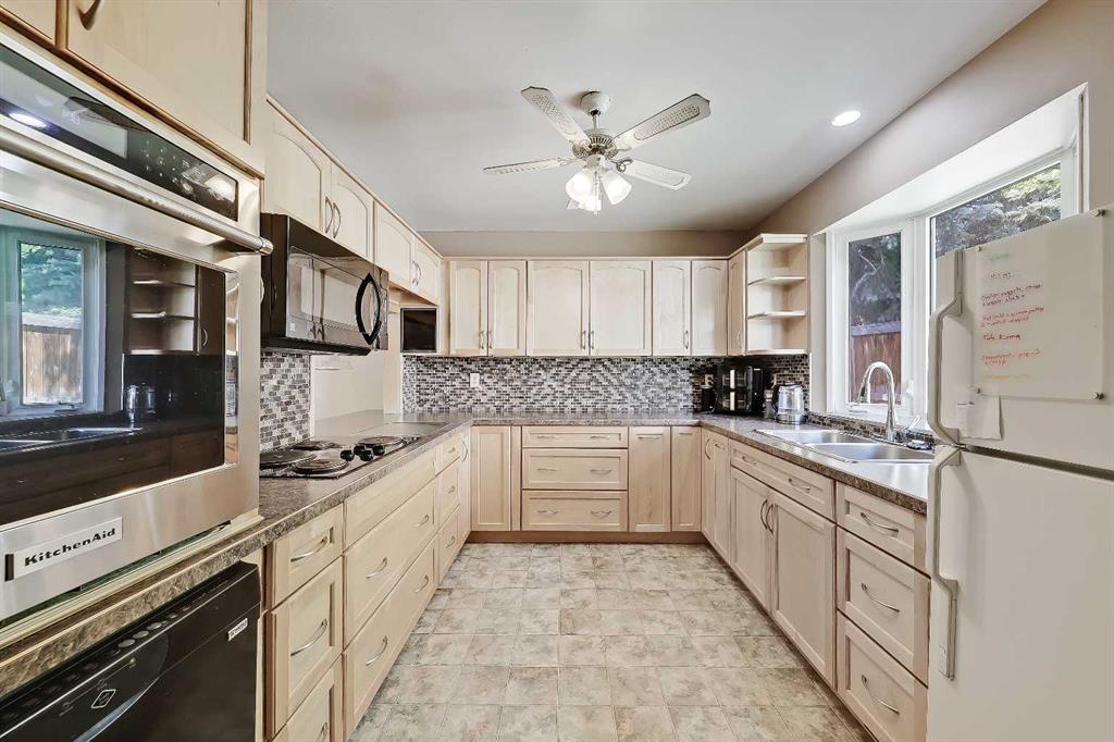 Picture for 4315 Charleswood Drive NW