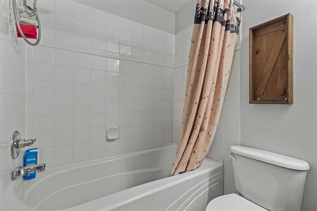 Picture for 1103, 70 Dyrgas Gate  https://www.cirrealty.ca/reb/creb/10/A2256310_26.jpg