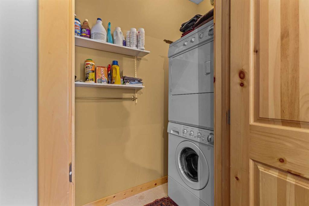 Picture for 1103, 70 Dyrgas Gate  https://www.cirrealty.ca/reb/creb/10/A2256310_28.jpg