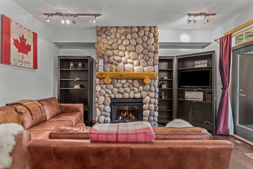 Picture for 1103, 70 Dyrgas Gate  https://www.cirrealty.ca/reb/creb/10/A2256310_7.jpg