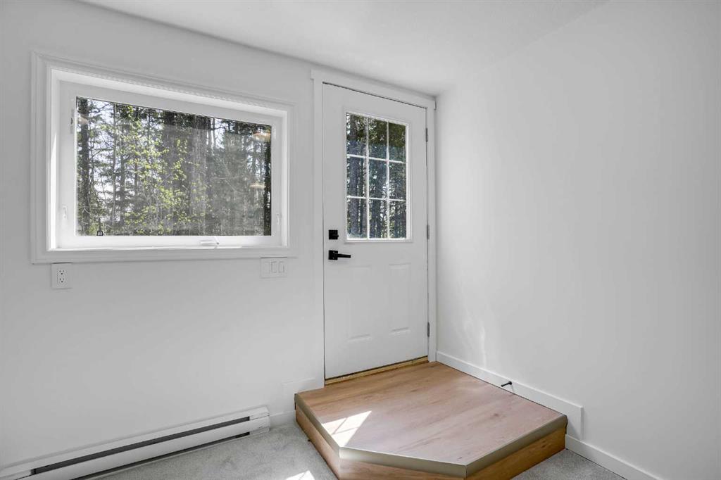 Picture for 31, 29066 Range Road 52   https://www.cirrealty.ca/reb/creb/10/A2262110_15.jpg