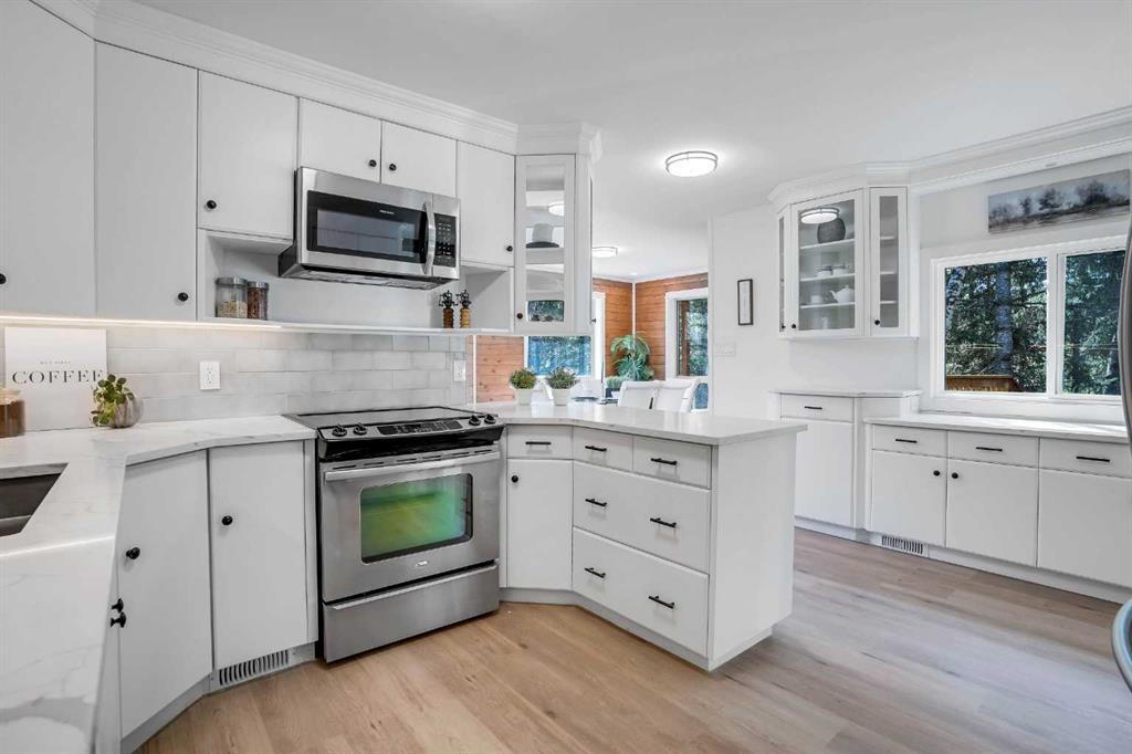 Picture for 31, 29066 Range Road 52   https://www.cirrealty.ca/reb/creb/10/A2262110_32.jpg