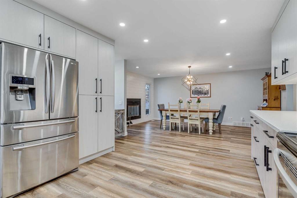 Picture for 404 6 Street  https://www.cirrealty.ca/reb/creb/10/A2263710_16.jpg