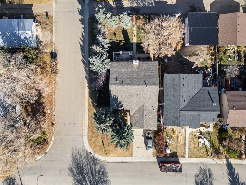 Picture for 404 6 Street  https://www.cirrealty.ca/reb/creb/10/A2263710_46.jpg
