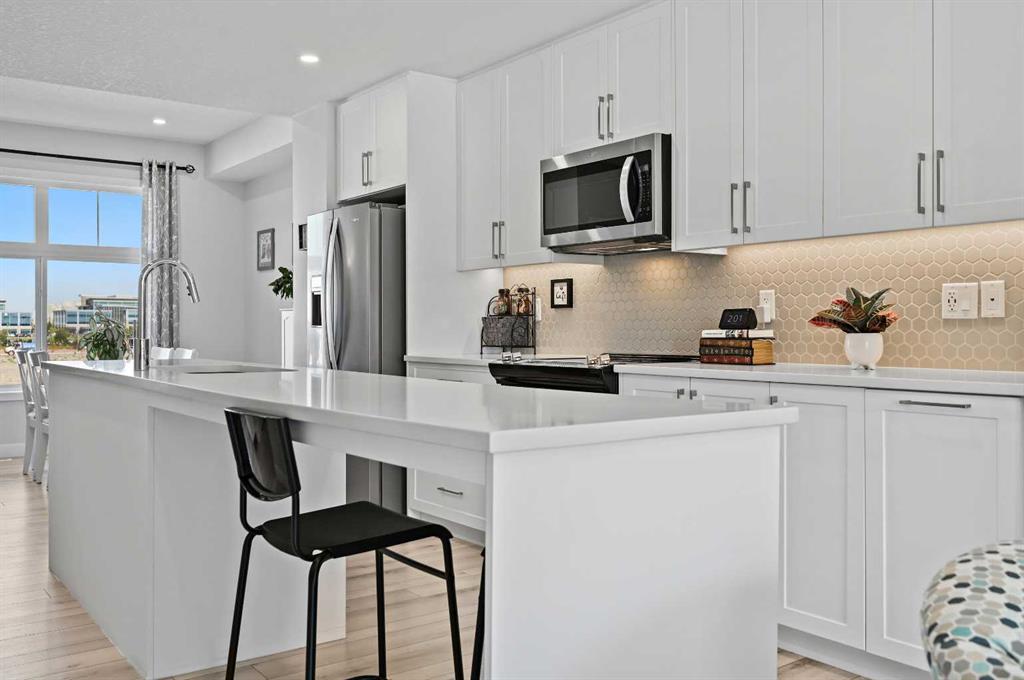 Picture for 157 Les Jardins Park SE