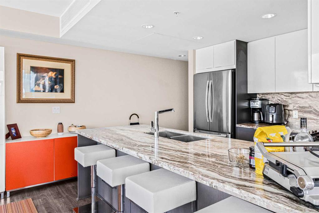 Picture for 2203, 510 6 Avenue SE