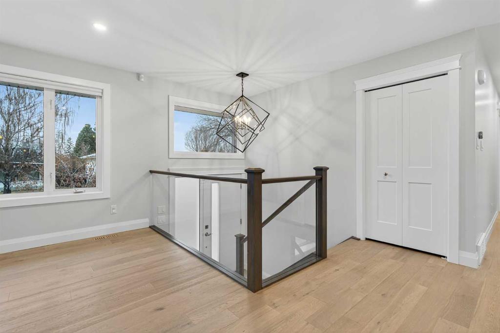 Picture for 3704 58 Avenue SW