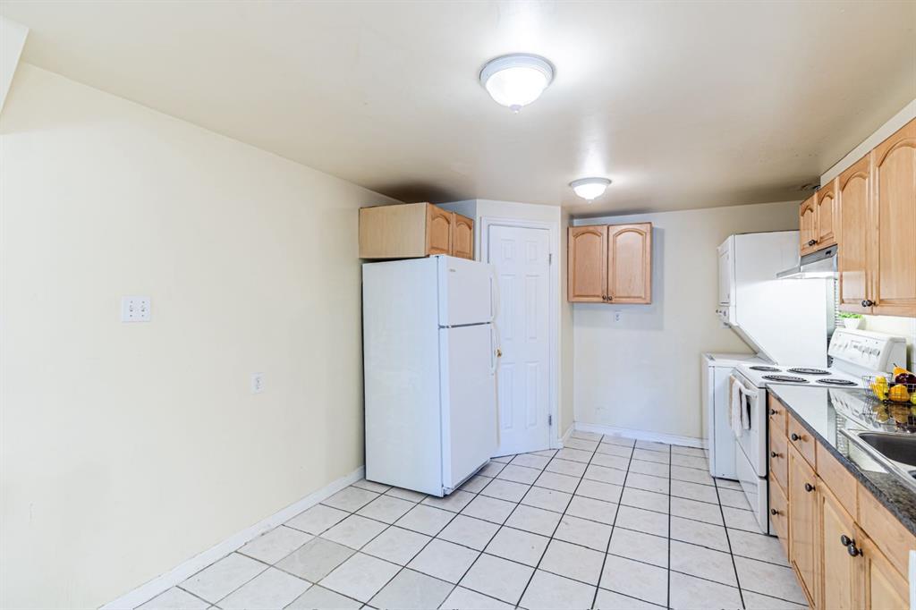 Picture for 1, 6827 Centre Street NW