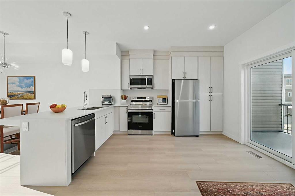 Picture for 106, 75 cornerstone Row NE