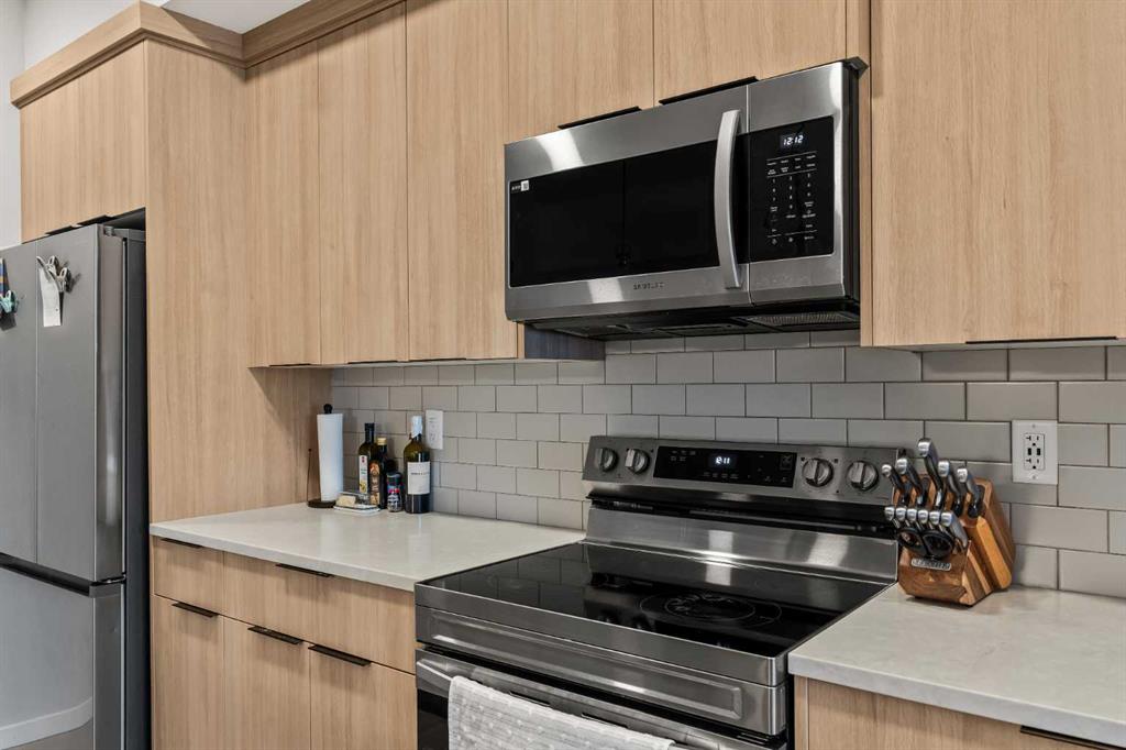 Picture for 2201, 33 Carringham Gate NW