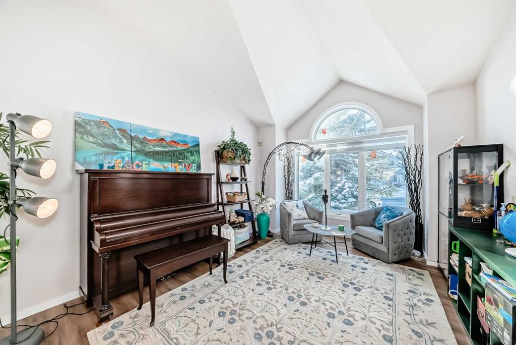 Picture for 8328 Edgevalley Drive NW