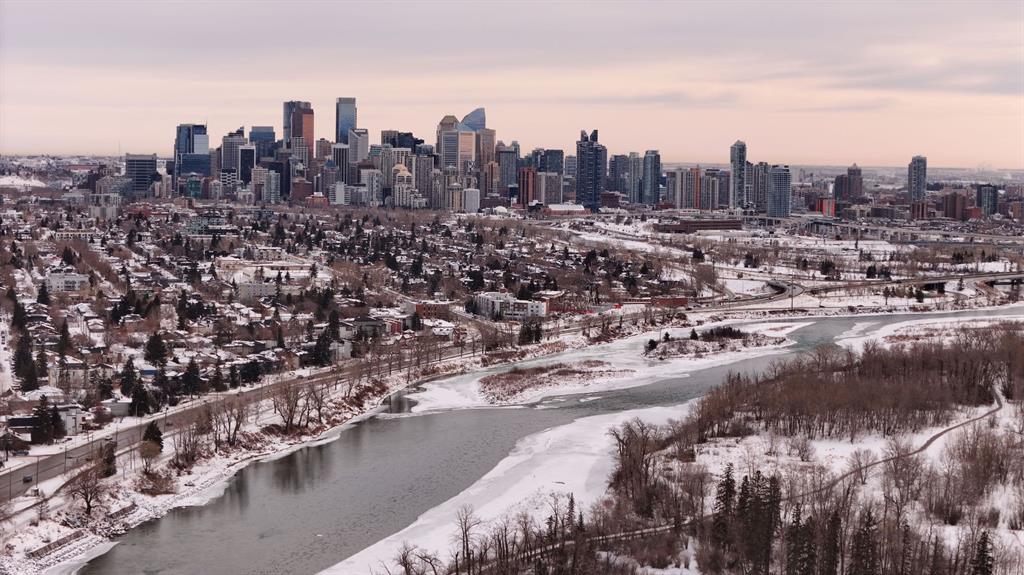 Picture for 304, 518 33 Street NW