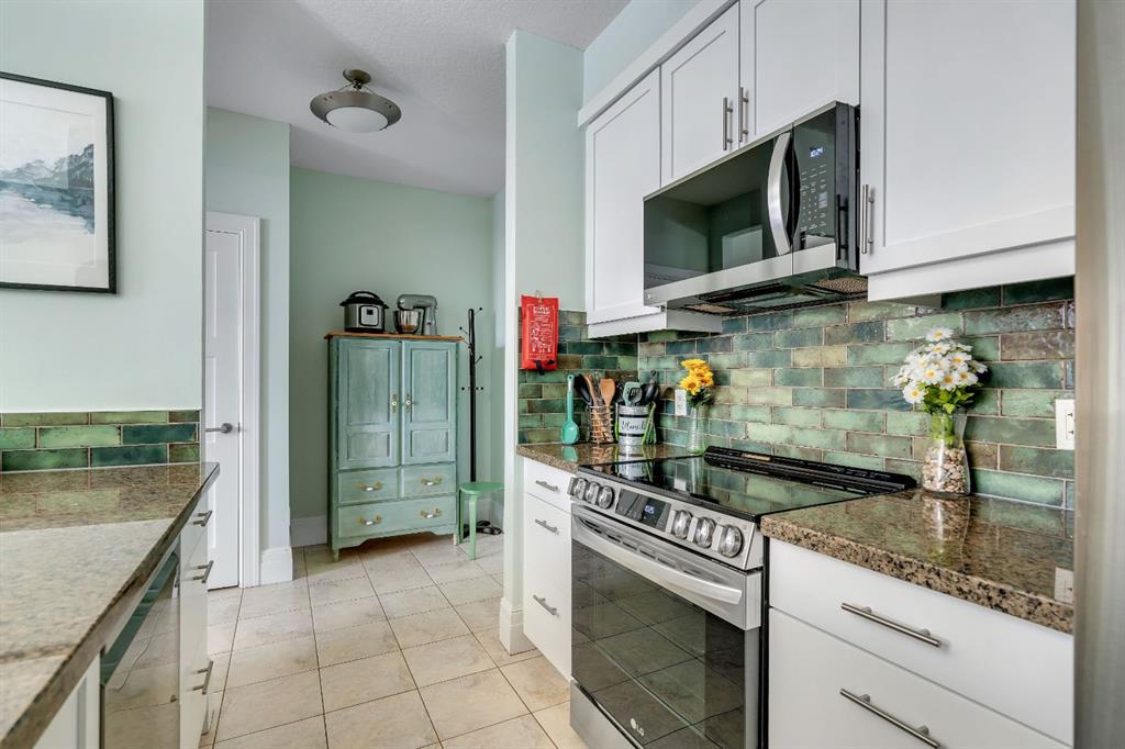 Picture for 304, 518 33 Street NW