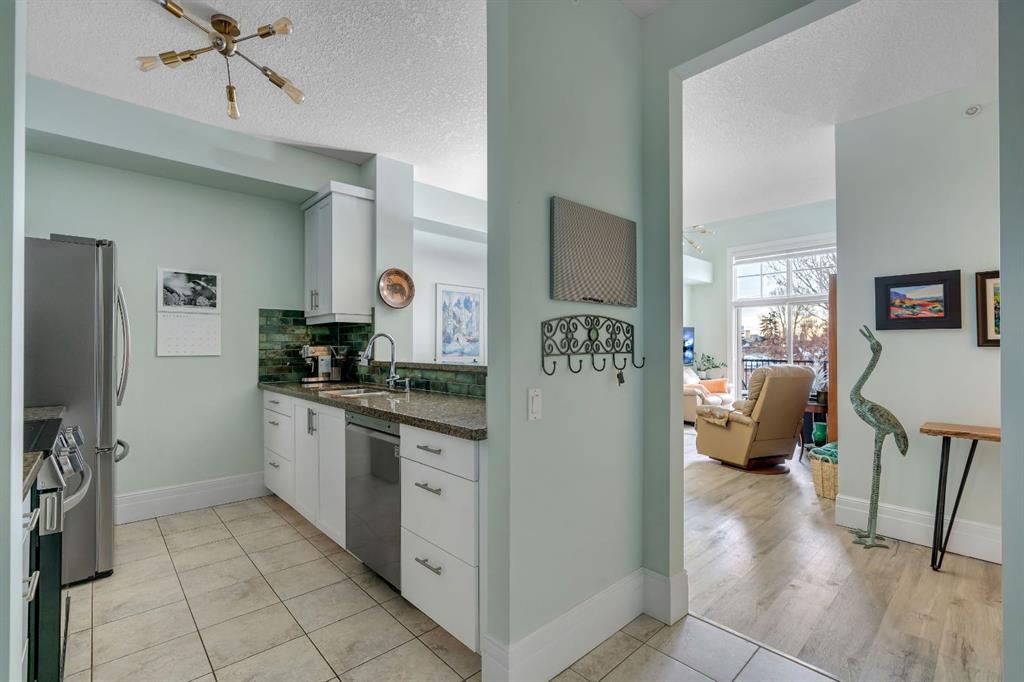 Picture for 304, 518 33 Street NW