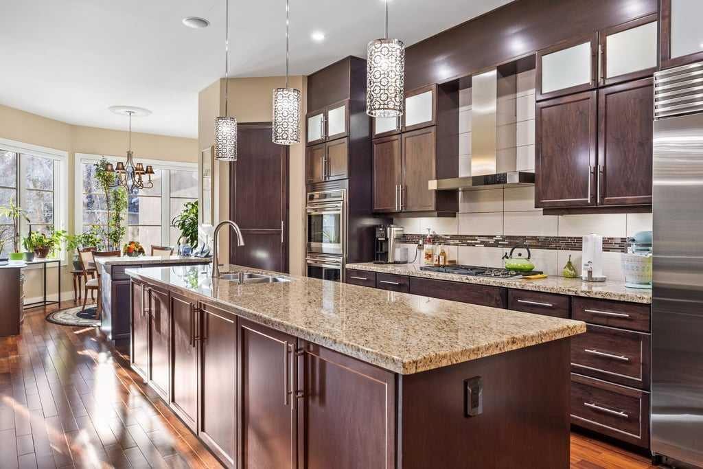 Picture for 6, 1359 69 Street SW