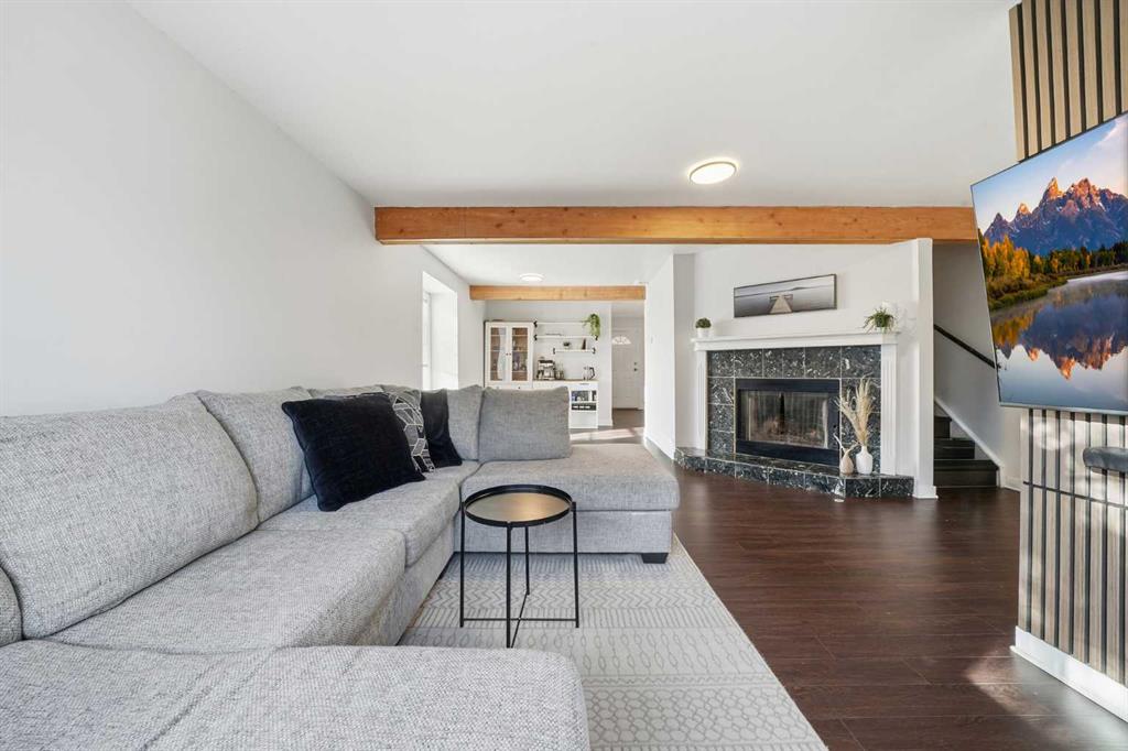 Picture for 76 Abberfield Court NE