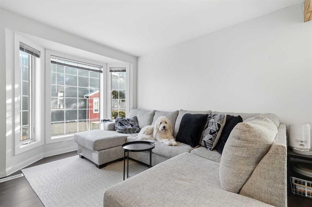 Picture for 76 Abberfield Court NE