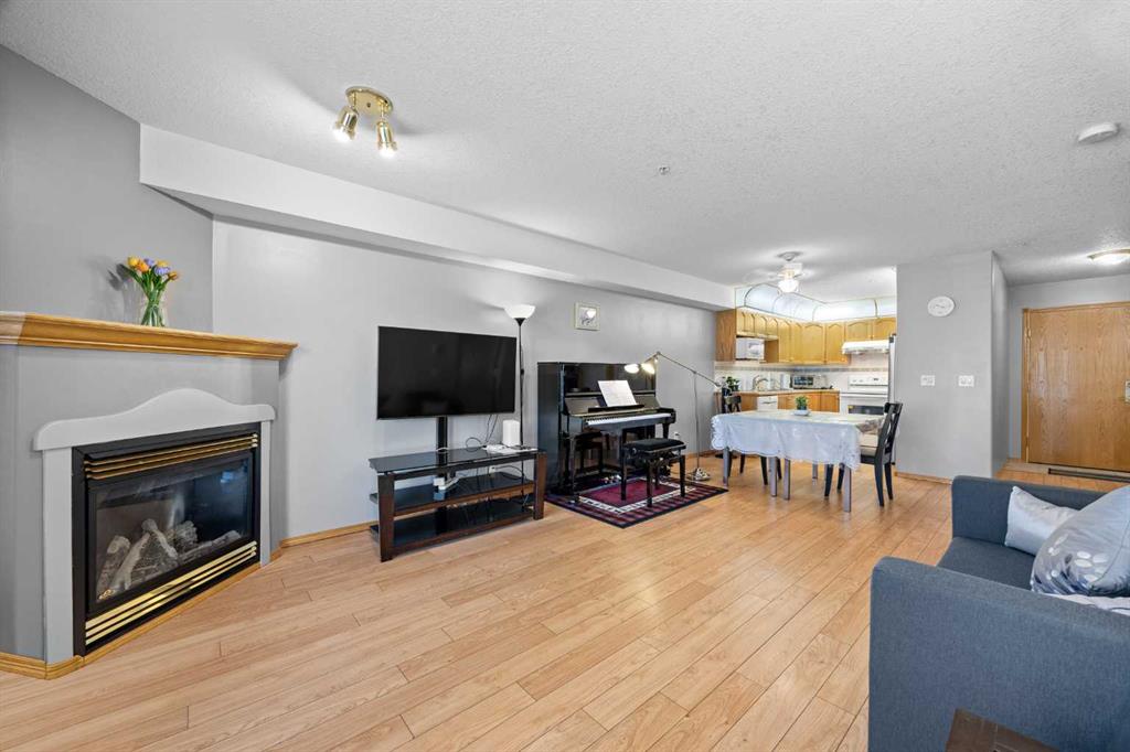 Picture for 135, 728 Country Hills Road NW