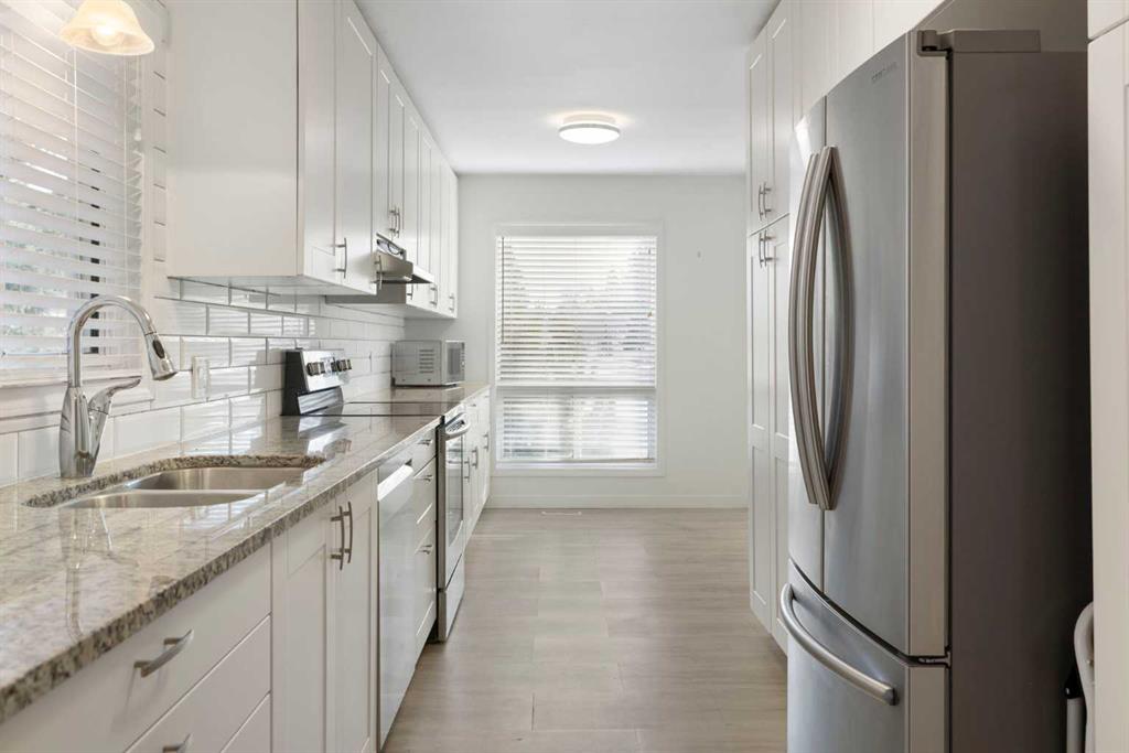 Picture for 84 Deer Ridge Close SE