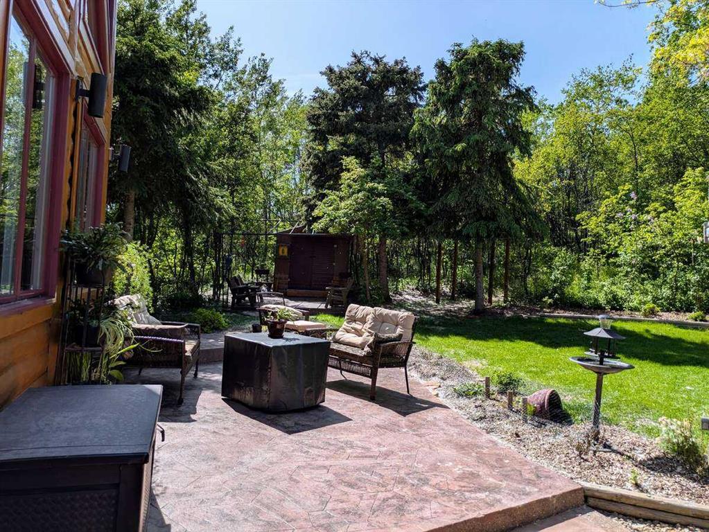 Picture for 105, 433042 Range Road 221  