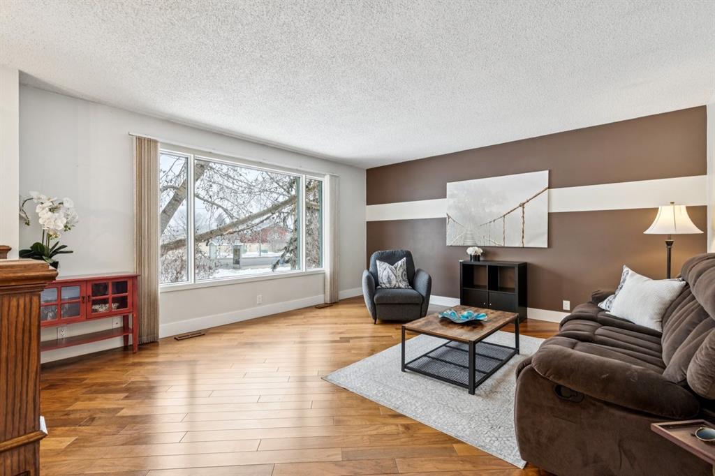 Picture for 5 Big Springs Drive SE