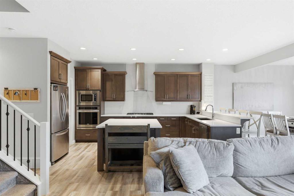 Picture for 10 Riviera Place 