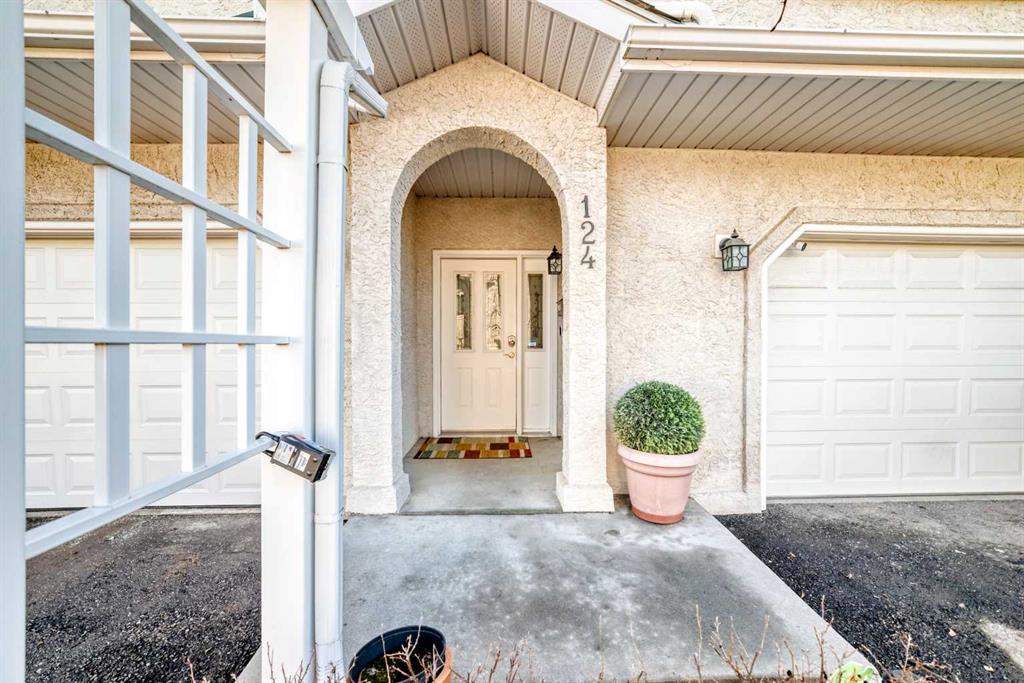 Picture for 124 Sunlake Gardens SE