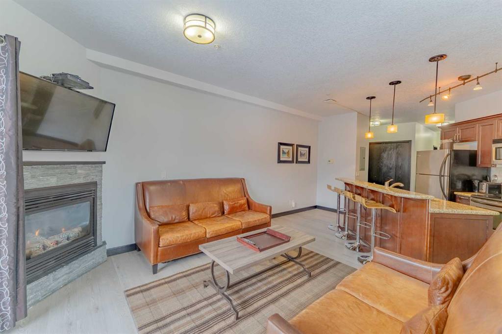 Picture for 324, 901 Mountain Street 