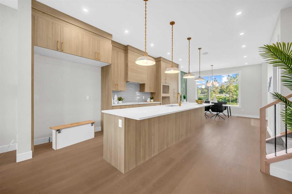 Picture for 8112 &amp; 8114 Bowness Road NW