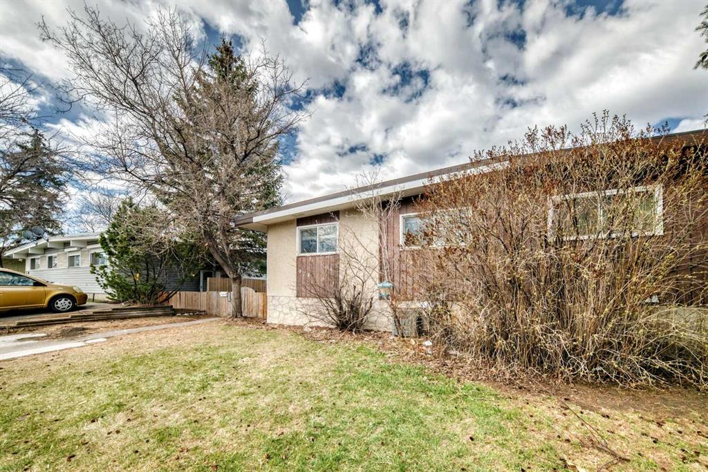 Picture for 921 Mckinnon Drive NE