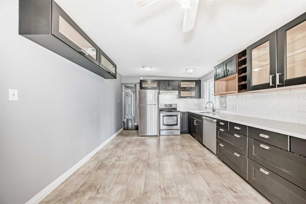 Picture for 921 Mckinnon Drive NE