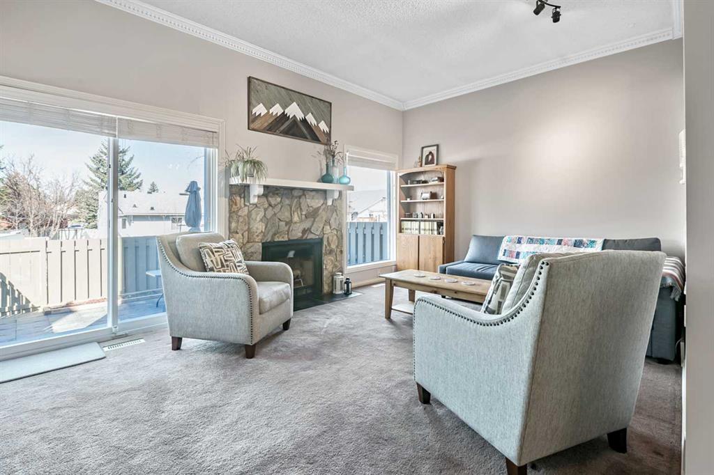 Picture for 139 Woodglen Grove SW