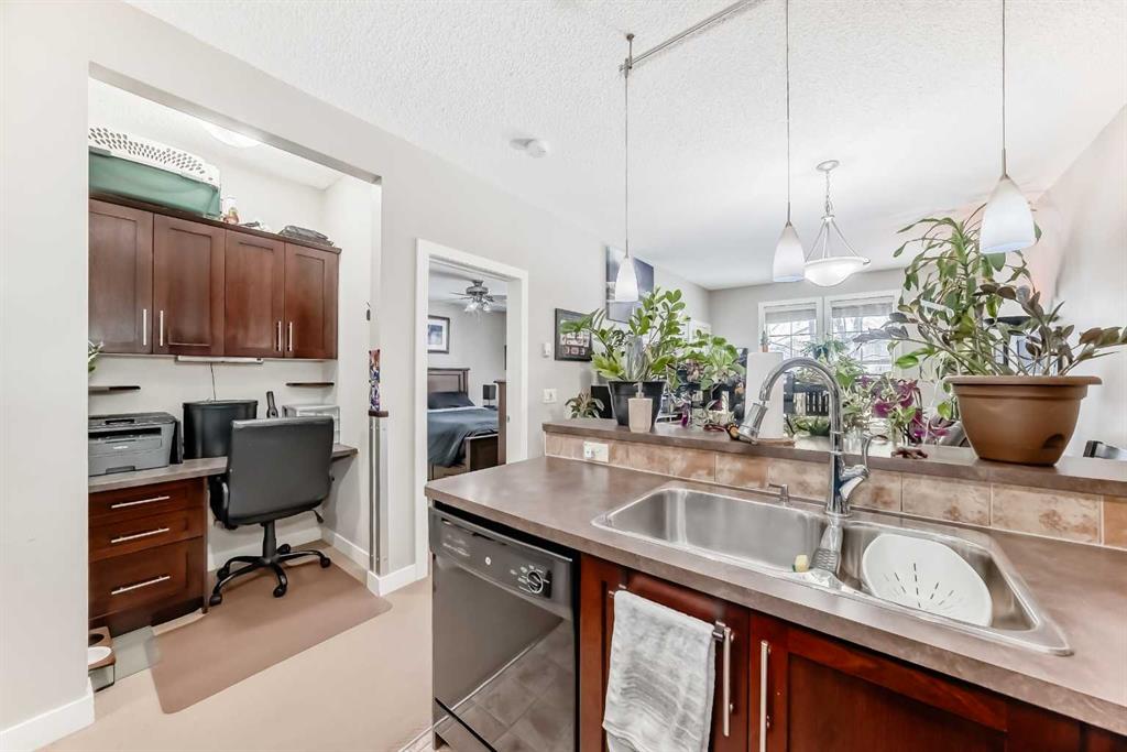 Picture for 113, 201 Sunset Drive 