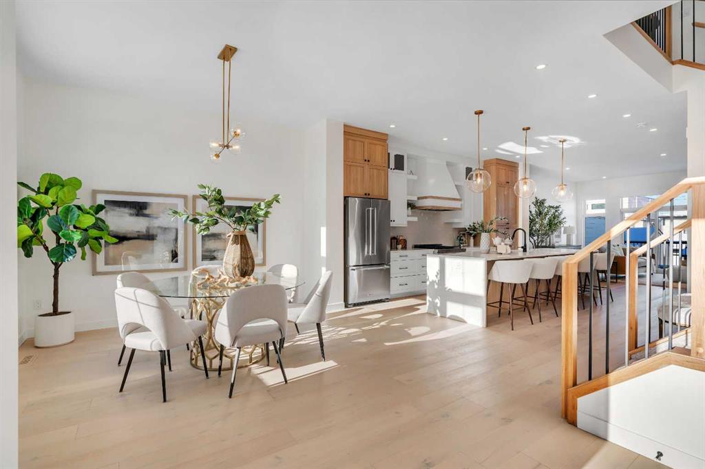 Picture for 2438 30 Avenue SW