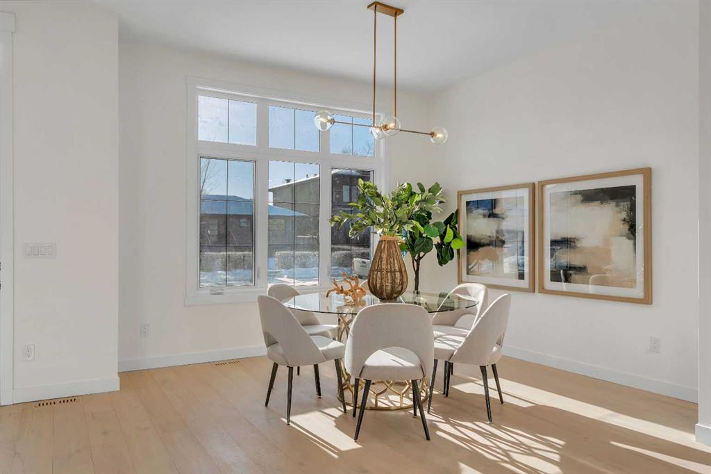 Picture for 2438 30 Avenue SW