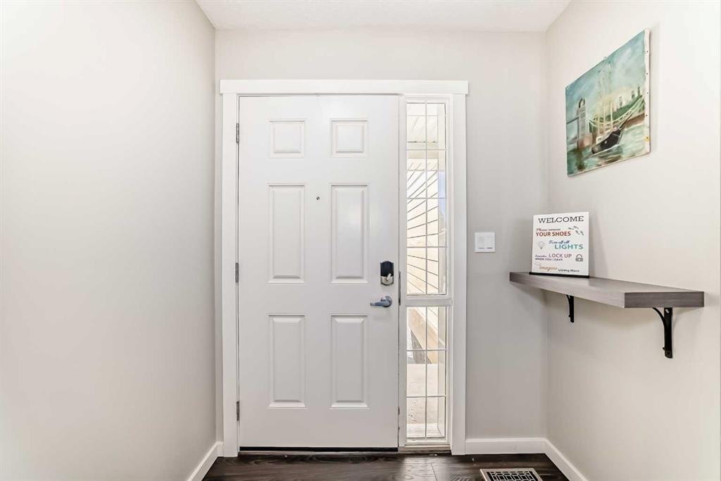 Picture for 803, 2400 Ravenswood View SE