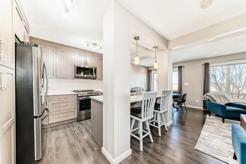 Picture for 803, 2400 Ravenswood View SE