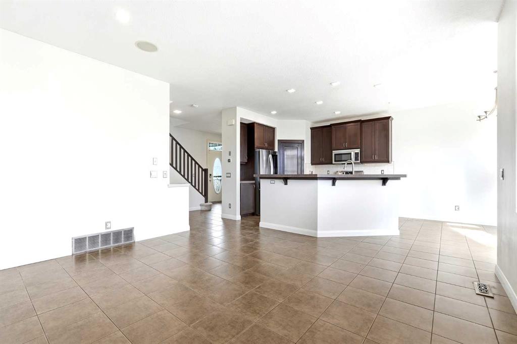 Picture for 121 Copperstone Close SE