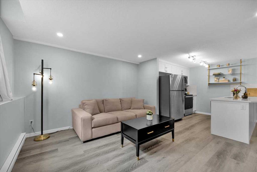 Picture for 216, 474 Seton Circle SE