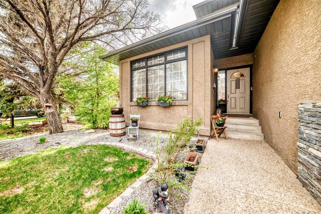 Picture for 292 Waterstone Crescent SE