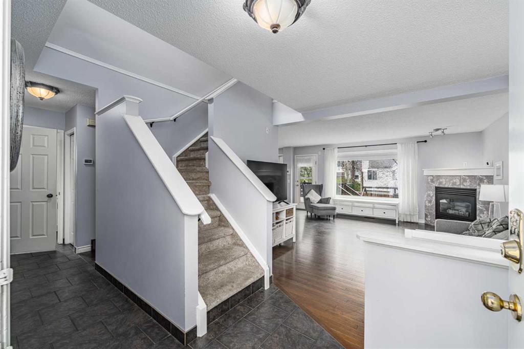 Picture for 381 Hidden Valley Manor NW