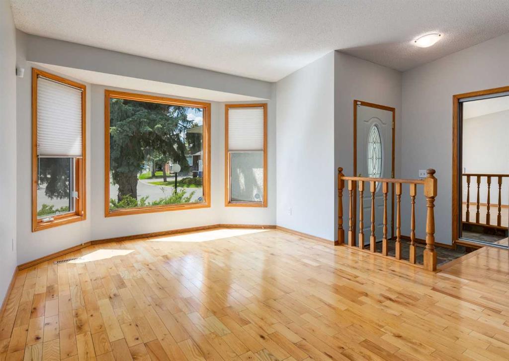 Picture for 108 Sanderling Rise NW