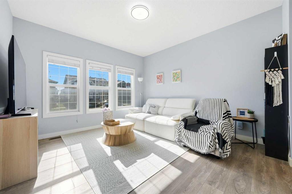 Picture for 125 Evanston Hill NW