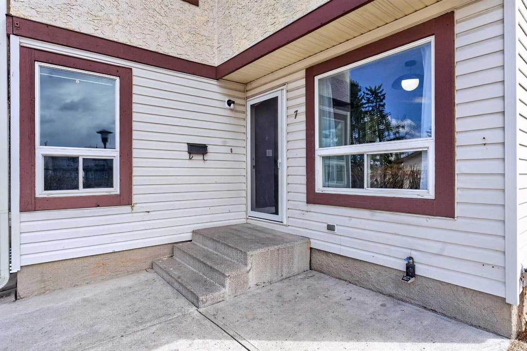Picture for 7, 75 Templemont Way NE