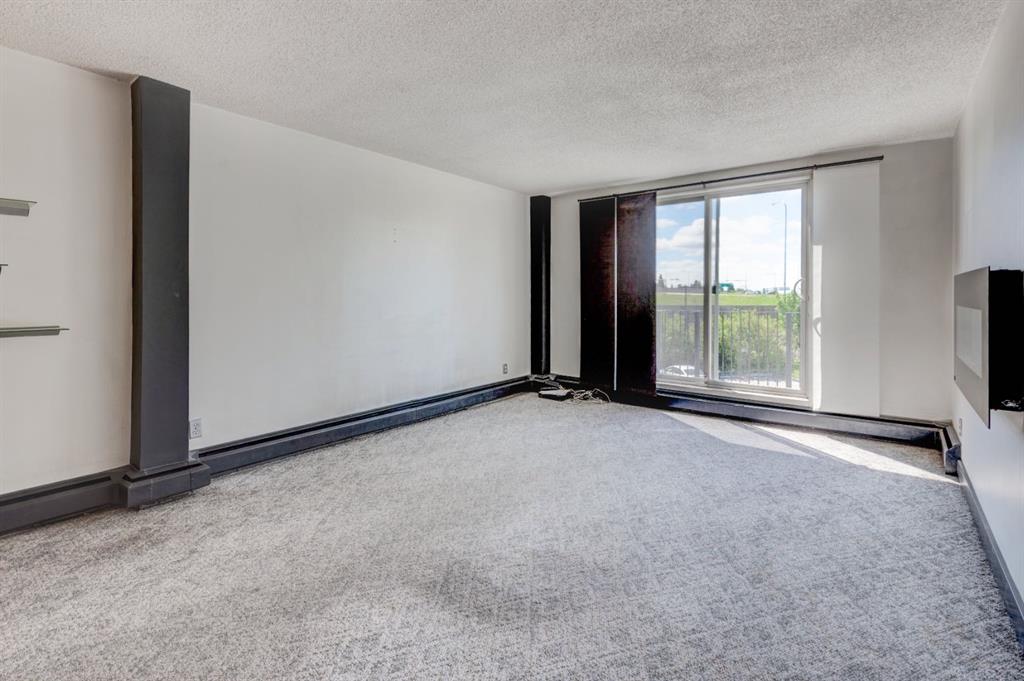 Picture for 21B, 80 Galbraith Drive SW