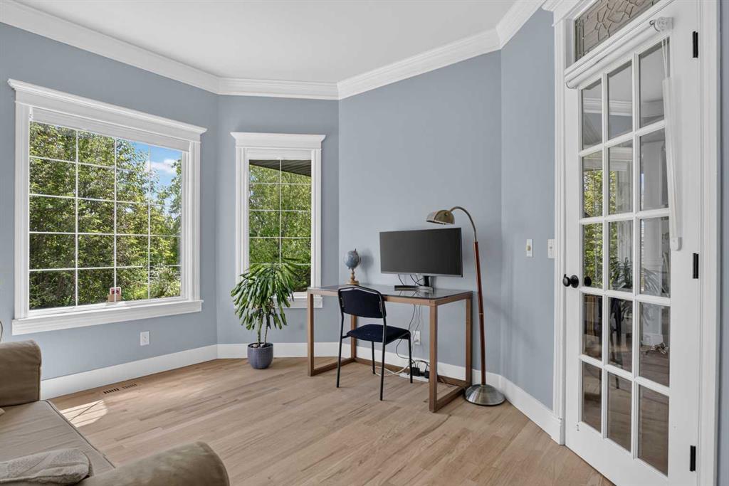 Picture for 100, 354016 64 Street E