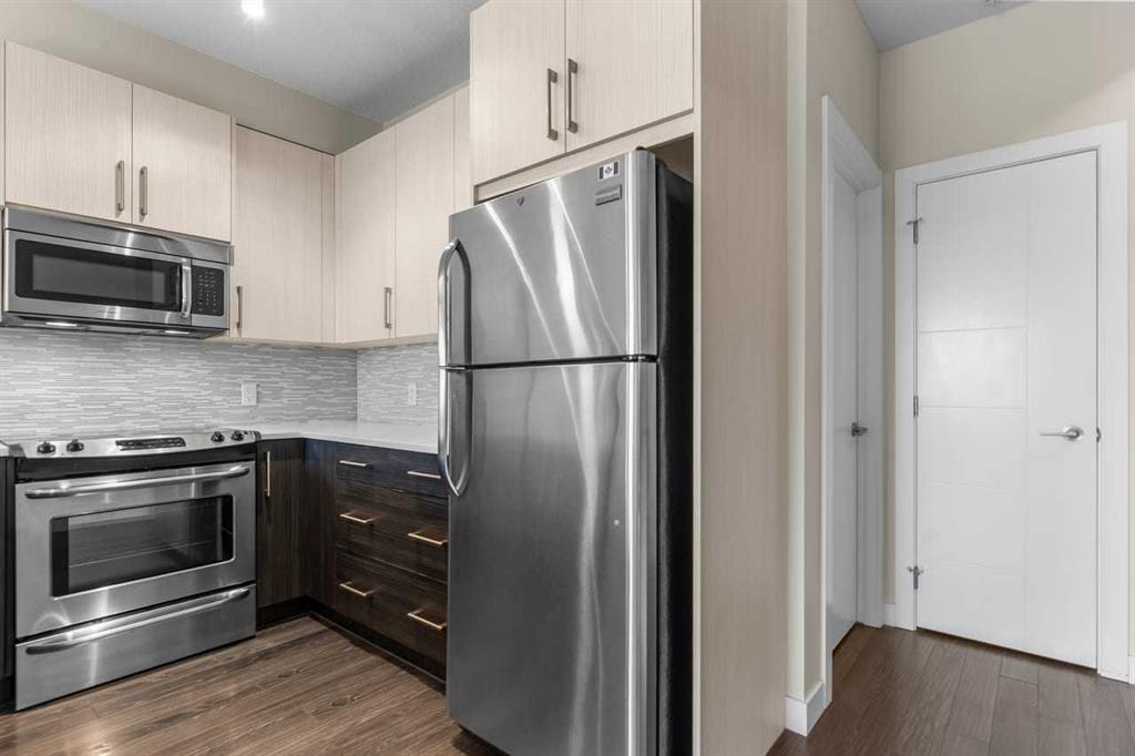 Picture for 220, 8 Sage Hill Terrace NW