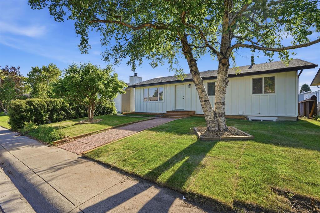 Picture for 19 Mardale Crescent NE